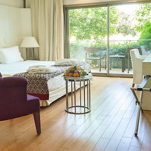 Deluxe Double Room Garden View